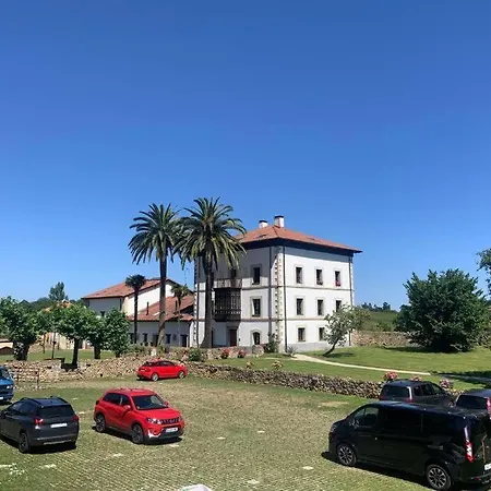 En Preciosa Casa De Indiano En Noriega, Asturias Норьега