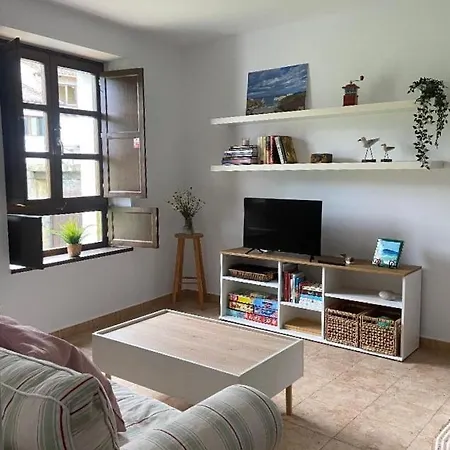 En Preciosa Casa De Indiano En Noriega, Asturias * Noriega