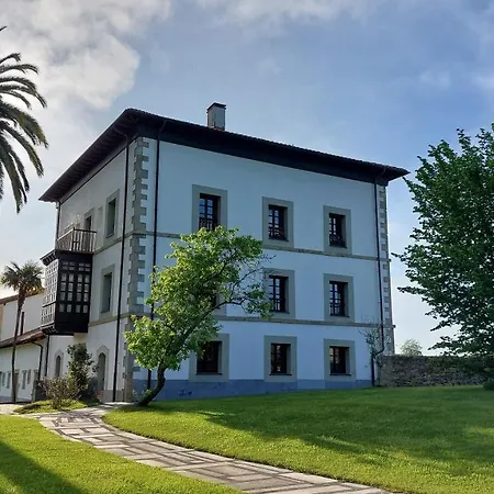 En Preciosa Casa De Indiano En Noriega, Asturias *