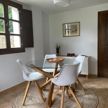 En Preciosa Casa De Indiano En Noriega, Asturias * Noriega