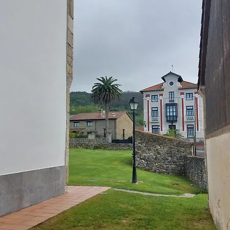 En Preciosa Casa De Indiano En Noriega, Asturias